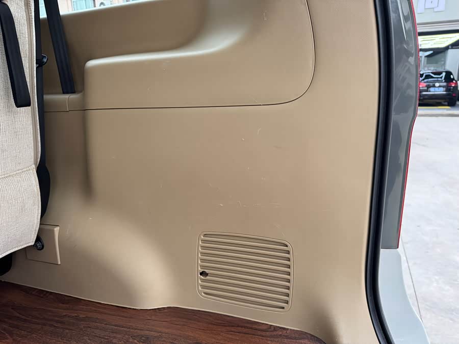 Hyundai H-1 2012 #16 Hyundai H-1 2012 car image #16