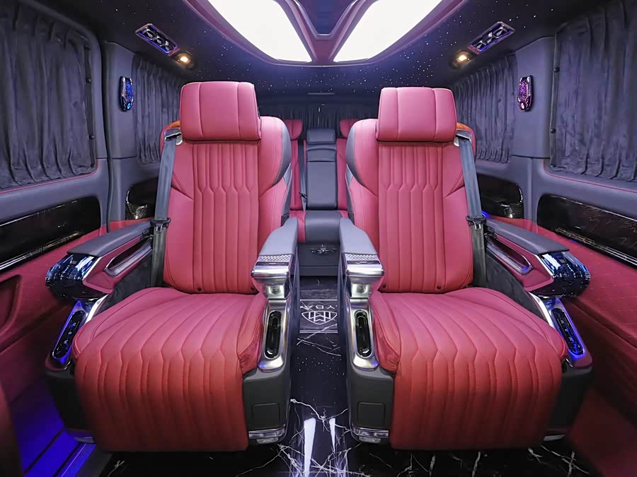 Mercedes-Benz Vito 2025 car image #16