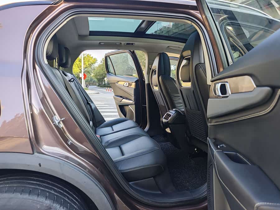 领克 领克01 2018 汽车图片 #16