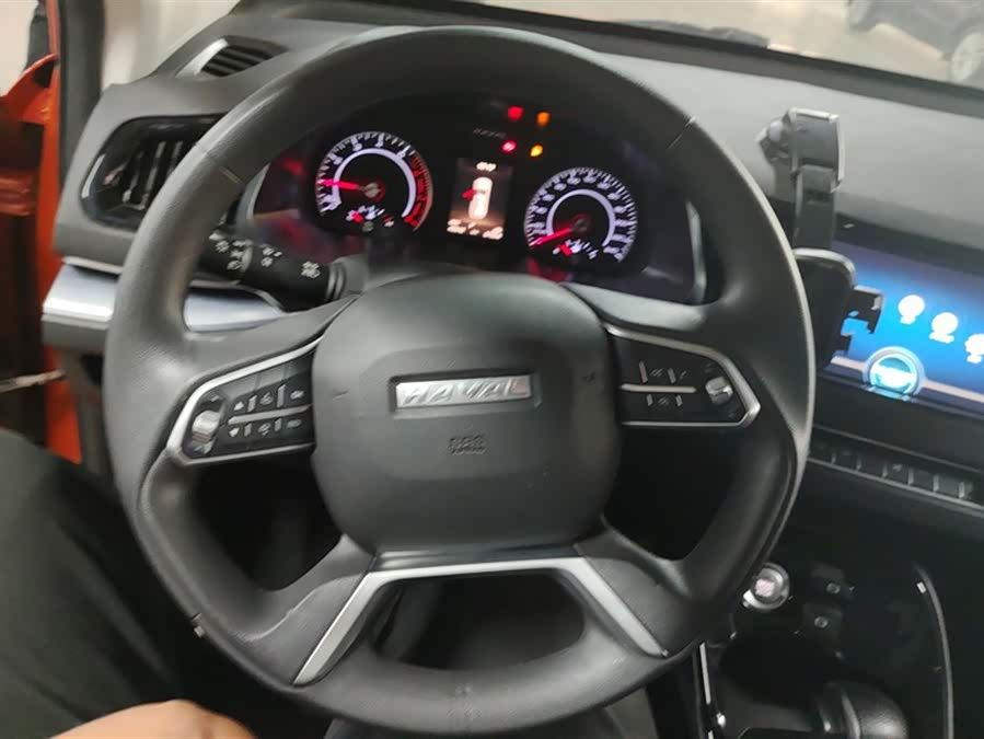 Haval H2s 2018 #16 Haval H2s 2018 car image #16