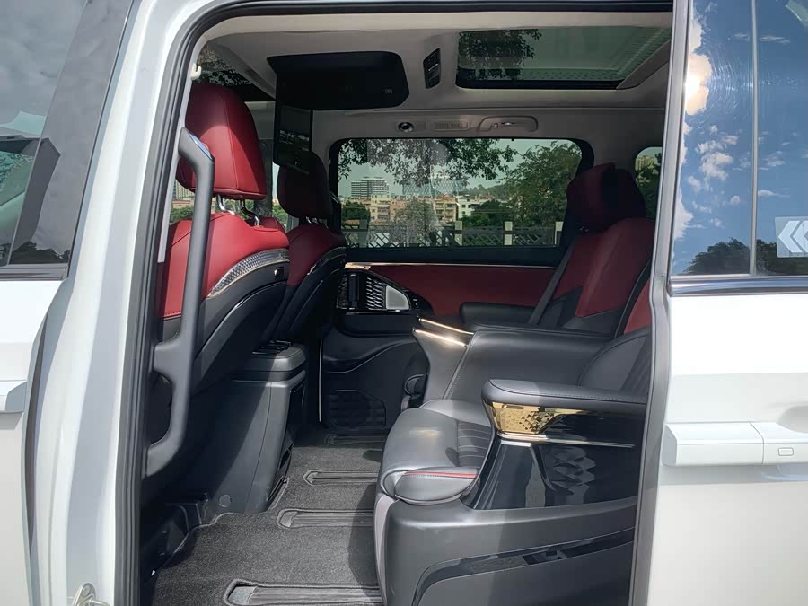 GAC Trumpchi E9 2024 car image #16