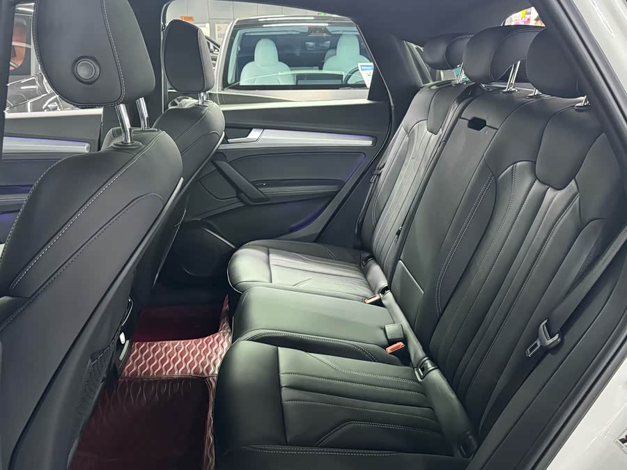 Audi Q5L Sportback 2022 immagine di auto #16