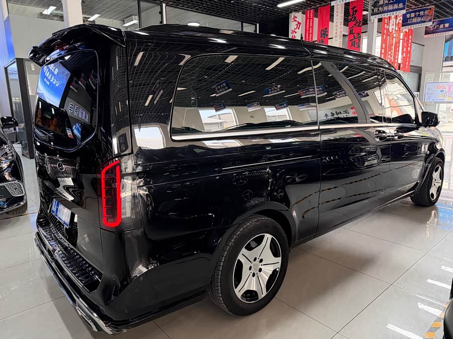 Mercedes-Benz Vito 2024 car image #16