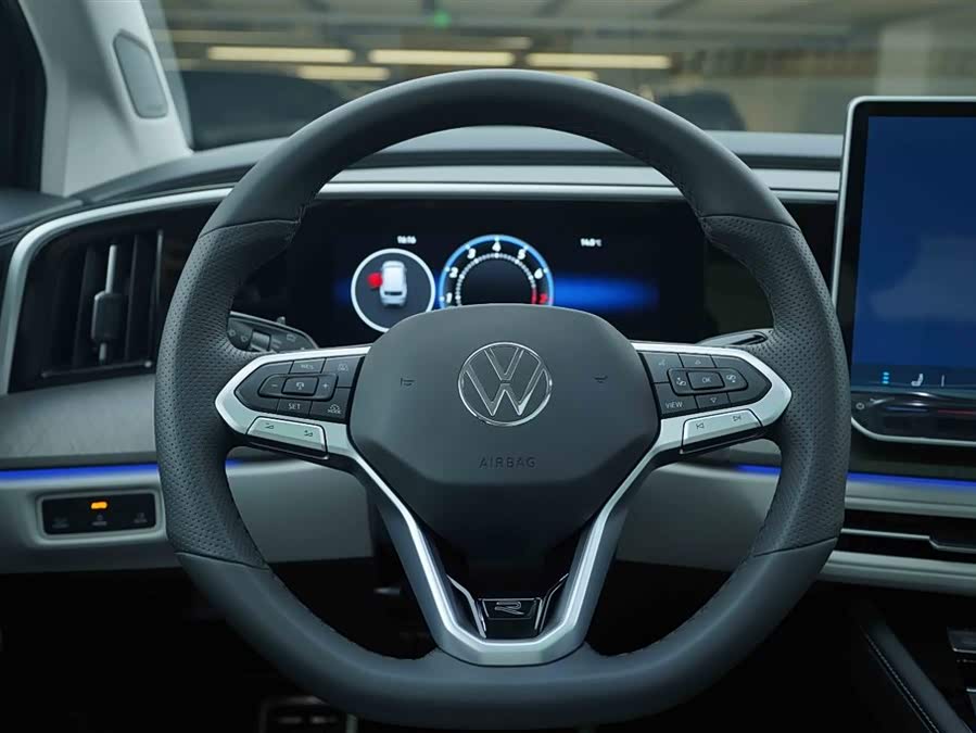 Volkswagen Talagon 2025 car image #16