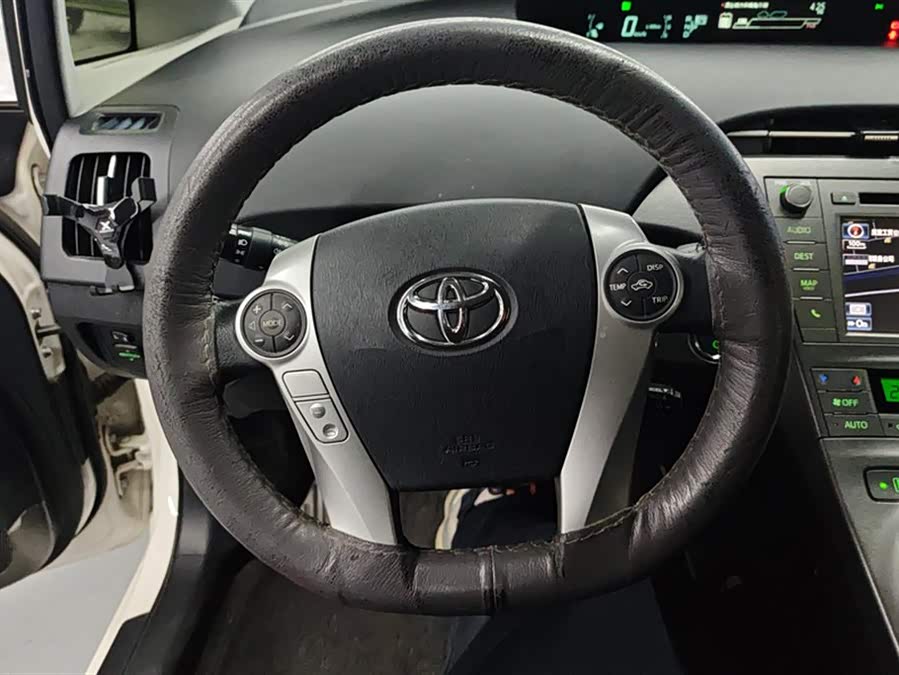 Toyota Prius 2012 car image #16