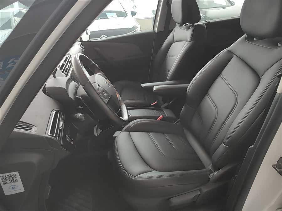 Citroen C4 PICASSO 2017 صورة سيارة #16