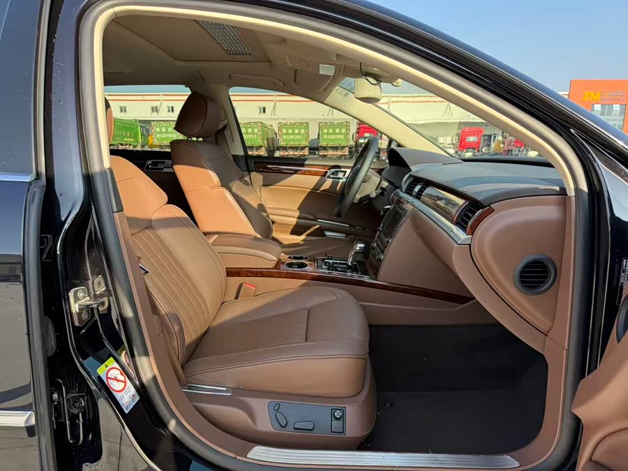 Volkswagen Pheaton 2016 immagine di auto #16