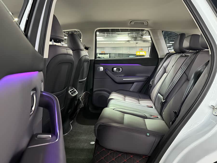 零跑汽车 零跑C10 2025 汽车图片 #16