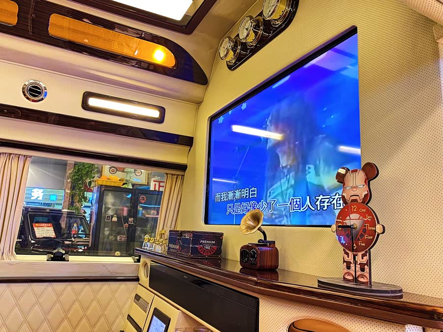 Ford E350 2014 #16 Ford E350 2014 car image #16