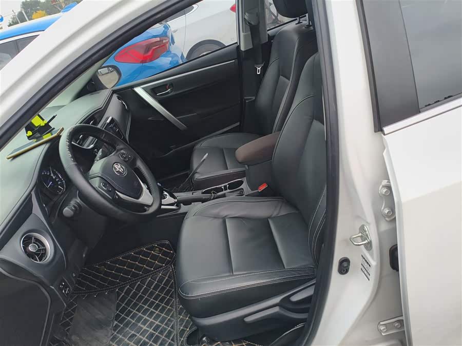 Toyota Corolla Hybird E+ 2021 immagine di auto #16