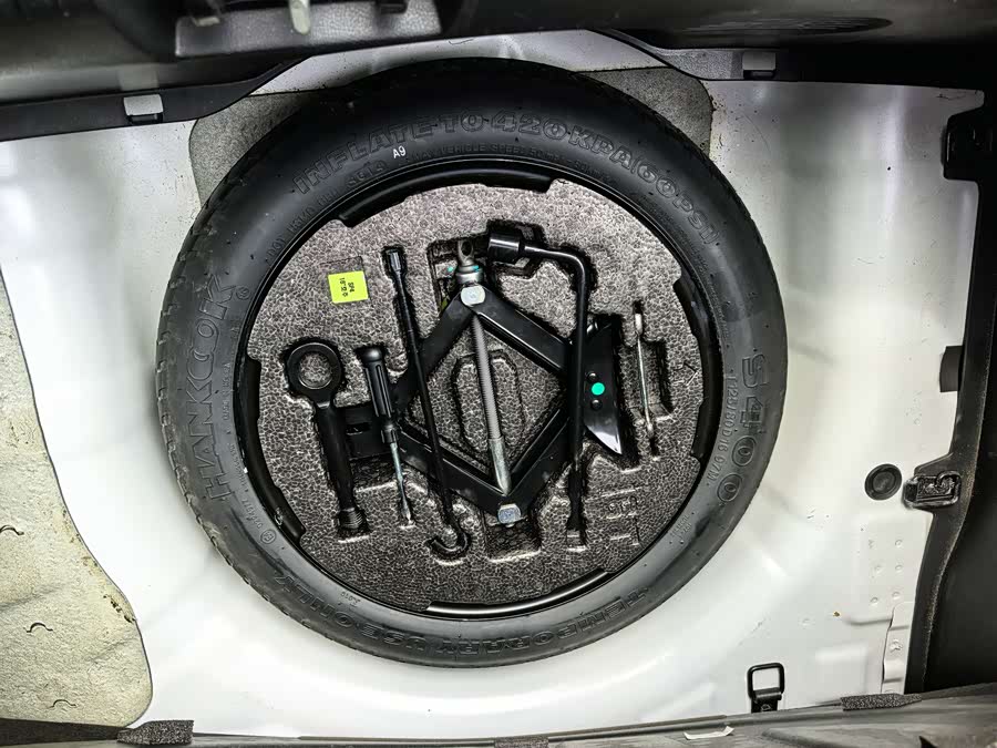 Hyundai Veloster 2016 #16 Hyundai Veloster 2016 car image #16