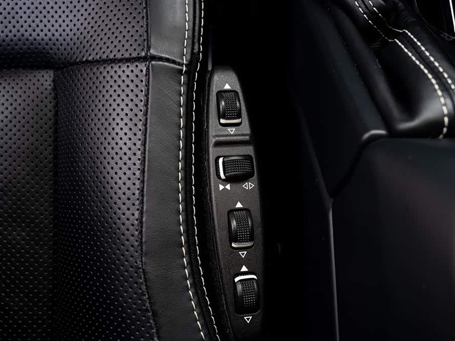 Mercedes-Benz G Class 2016 صورة سيارة #16