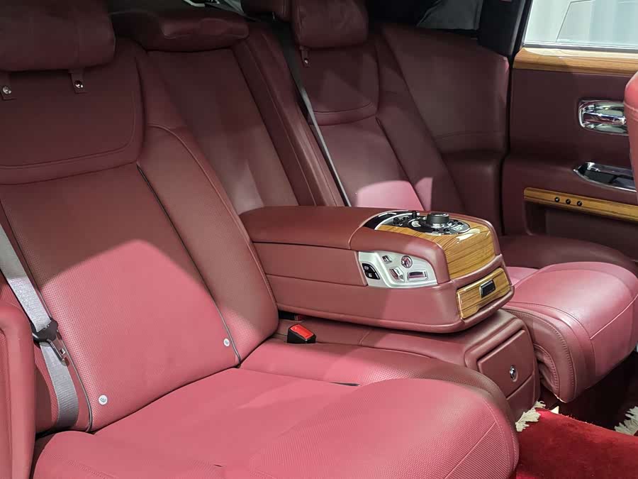 劳斯莱斯 古思特 2017 #16 劳斯莱斯 古思特 2017 汽车图片 #16