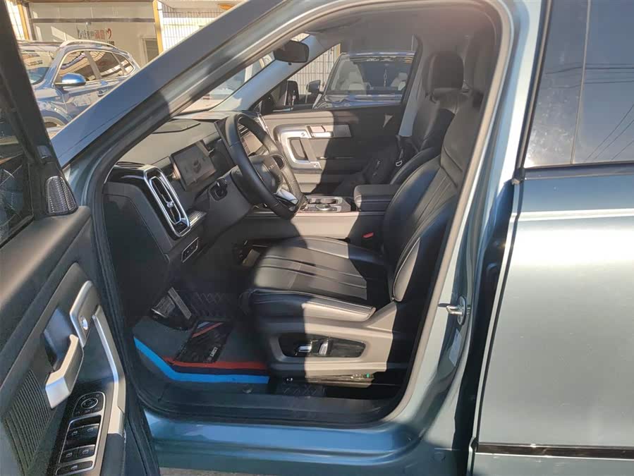 Chery Exploration 06 2023 car image #16