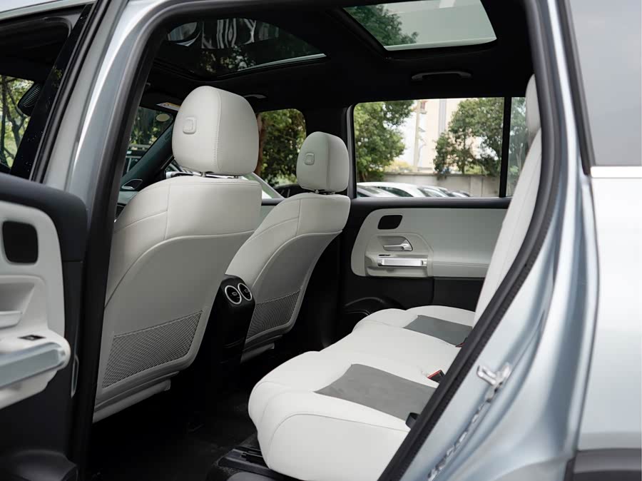 Mercedes-Benz EQB Class 2025 car image #16