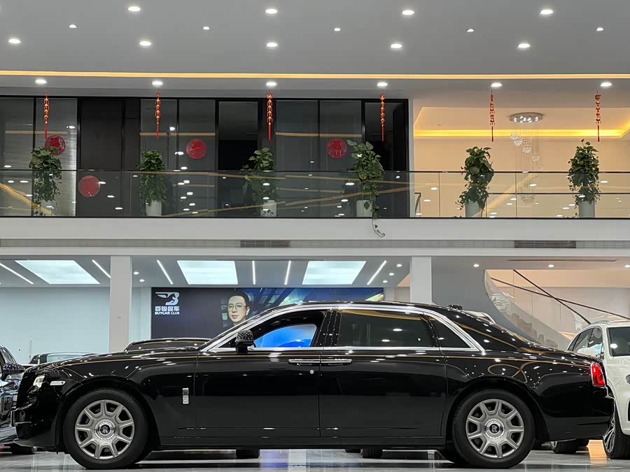 劳斯莱斯 古思特 2018 汽车图片 #16