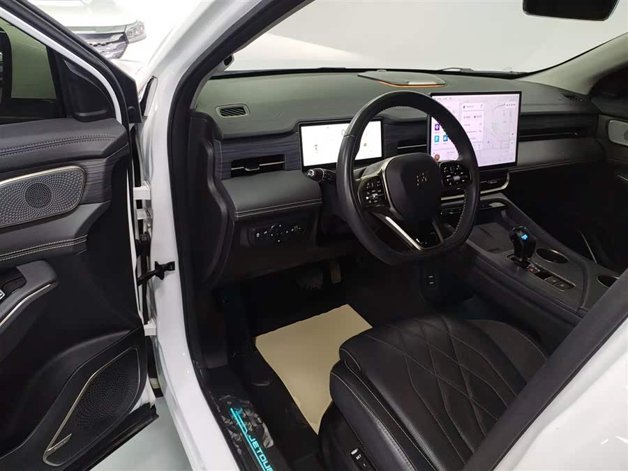 Jetour X90 PRO 2024 immagine di auto #16