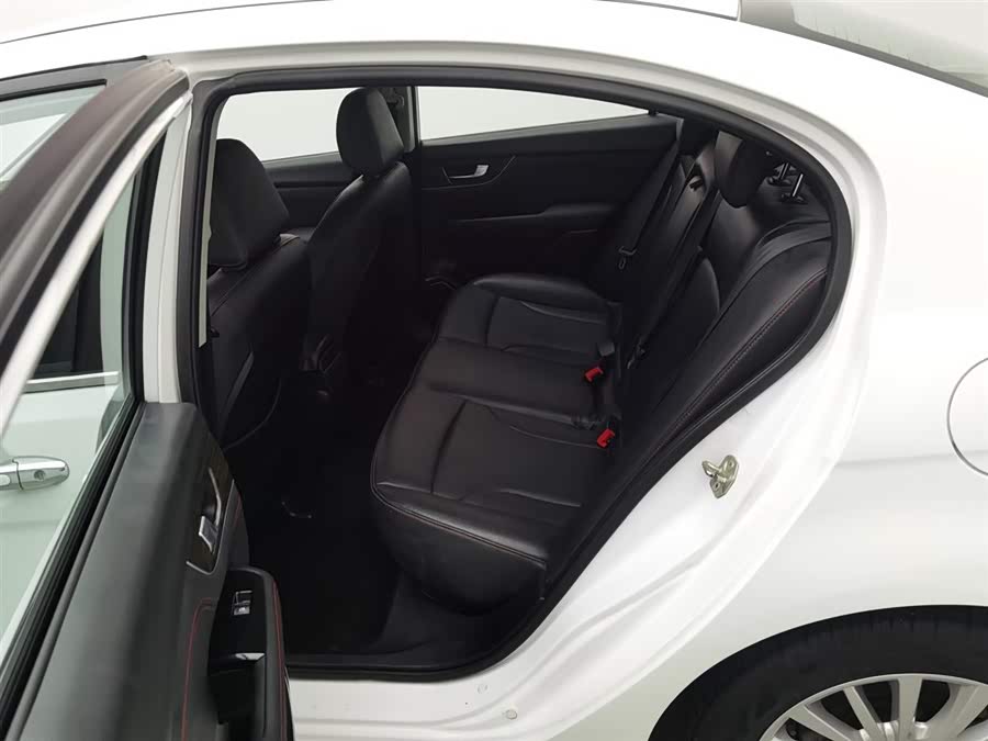 Great Wall C50 2015 #16 Great Wall C50 2015 car image #16