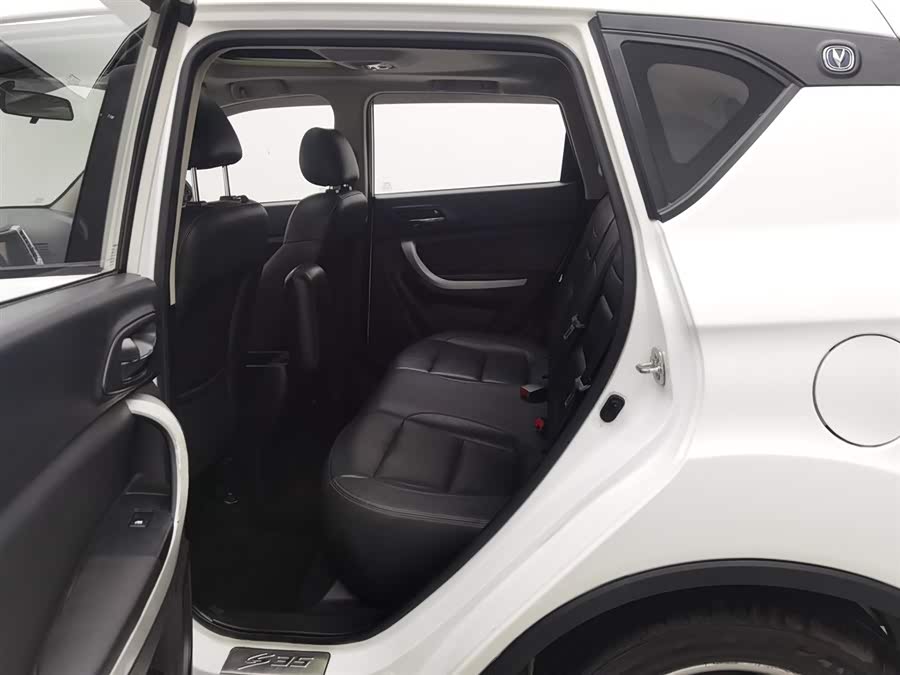 Changan CS35 2016 car image #16