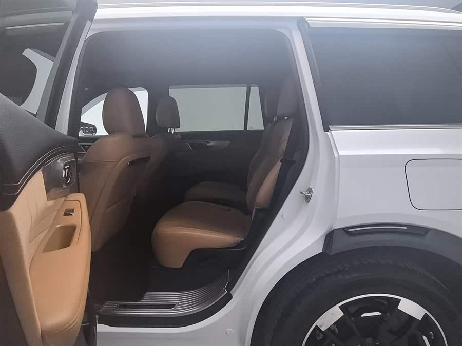 广汽传祺 传祺ES9 2024 汽车图片 #16