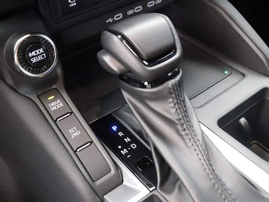 Toyota Land Cruiser Prado 2024 imagen de coche #16