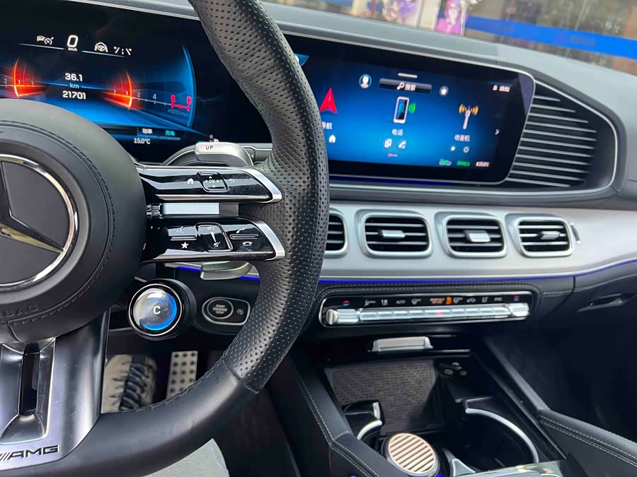 Mercedes-Benz GLE AMG 2023 immagine di auto #16