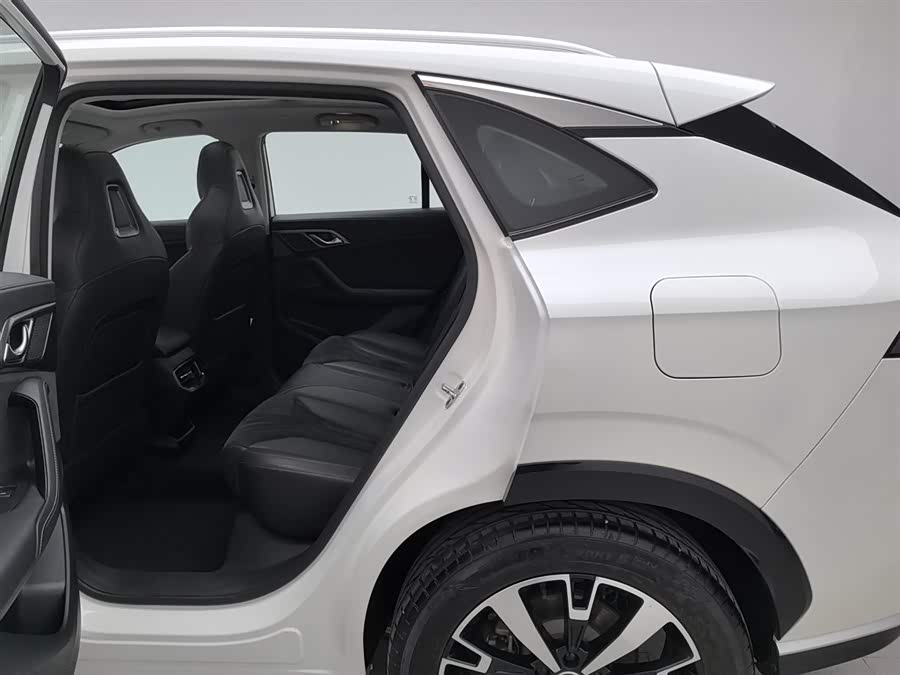 Roewe D5X DMH 2024 car image #16