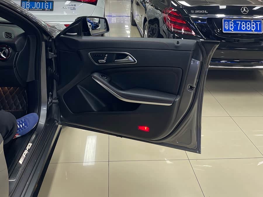 Mercedes-Benz CLA AMG 2018 car image #16