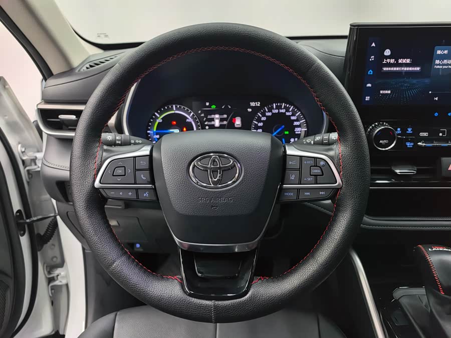Toyota Highlander 2021 car image #16