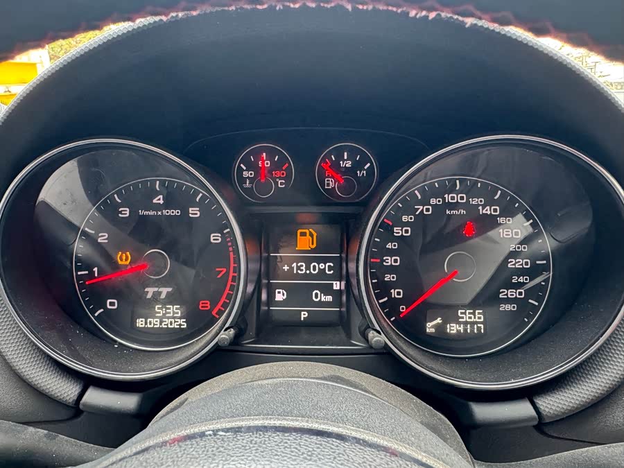 Audi TT 2012 image de voiture #16