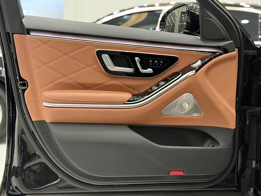 Mercedes-Benz Maybach S Class 2022 car image #16