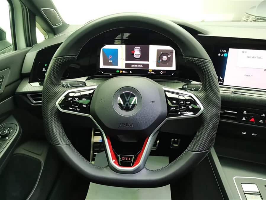 Volkswagen GolfGTI 2023 immagine di auto #16