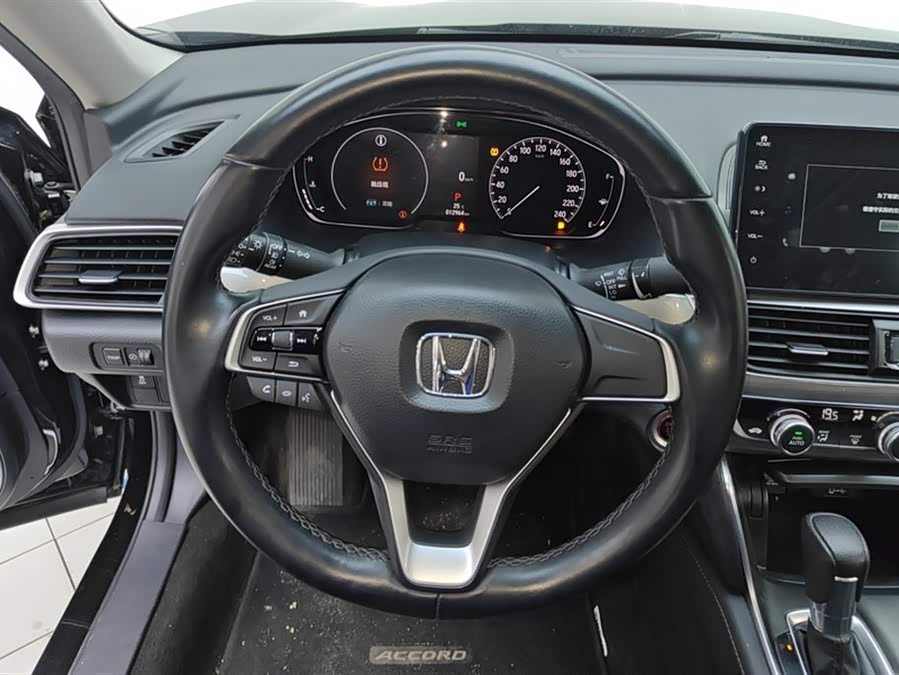 Honda Accord 2022 car image #16