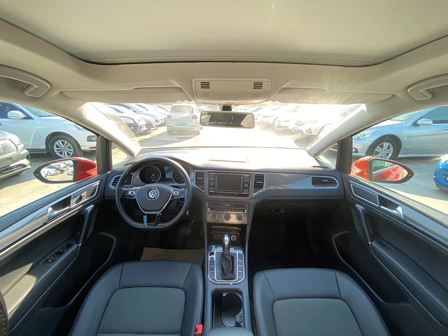 Volkswagen Golf Sportsvan 2019 #16 Volkswagen Golf Sportsvan 2019 car image #16