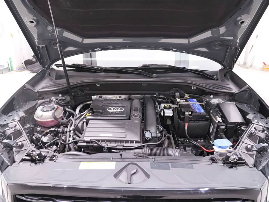 Audi Q2L 2020 immagine di auto #16