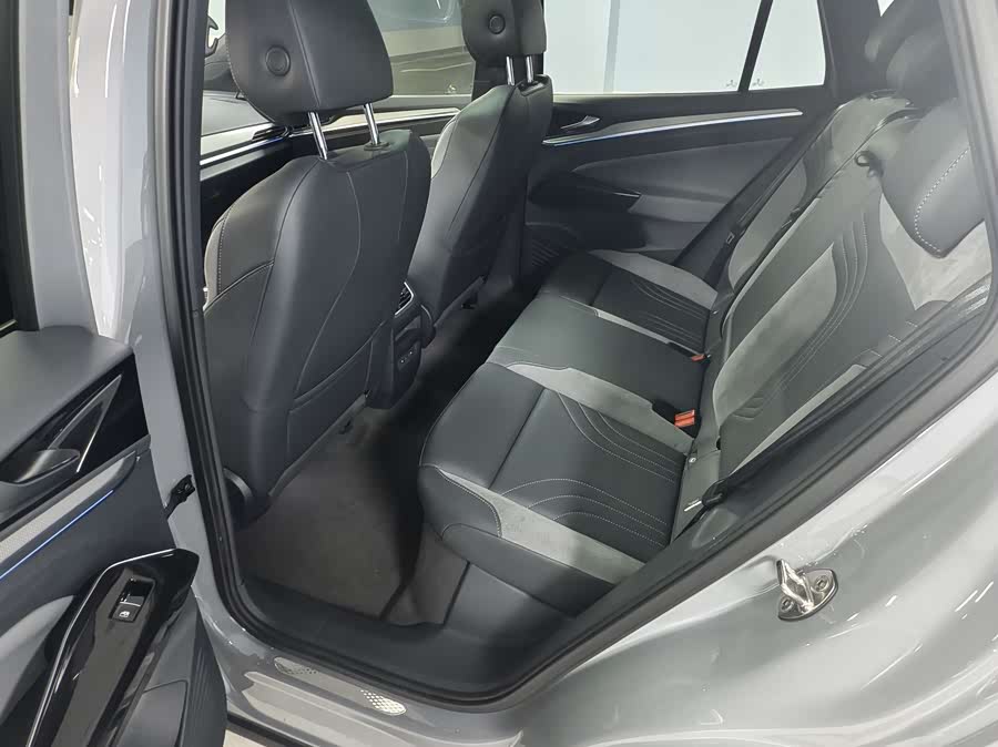 Volkswagen ID.4 Crozz 2023 #16 Volkswagen ID.4 Crozz 2023 car image #16