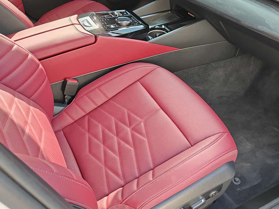 BMW i5 2025 #16 BMW i5 2025 car image #16