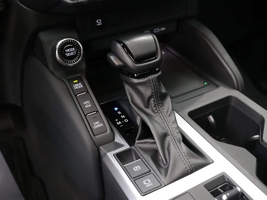 丰田 普拉多 2025 汽车图片 #16