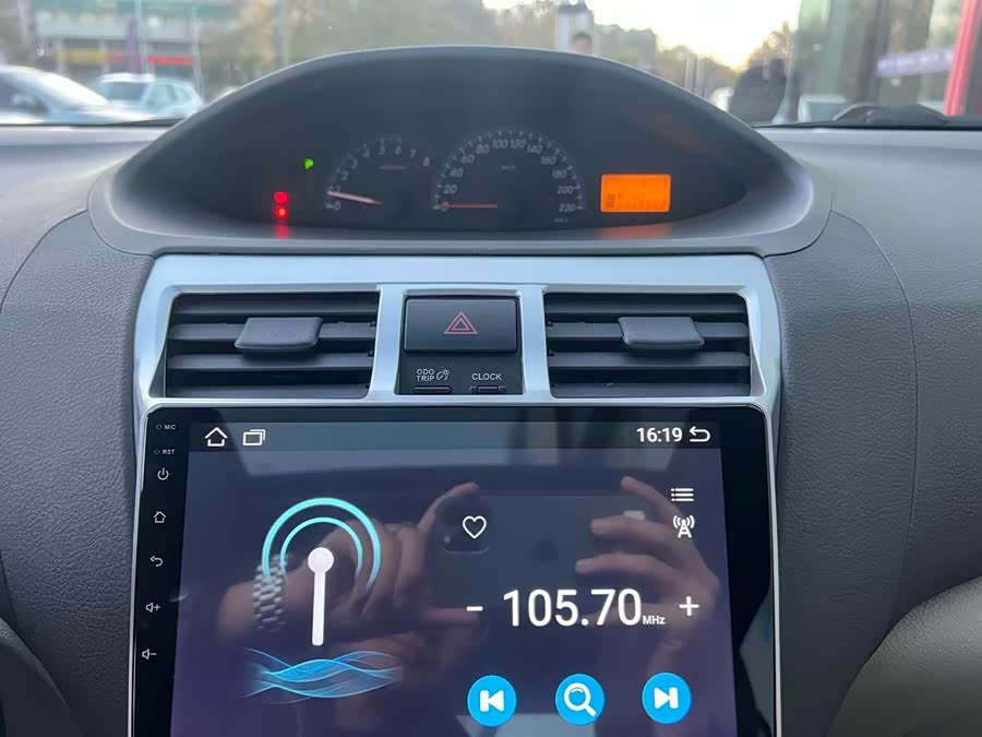 Toyota Vios 2012 car image #16