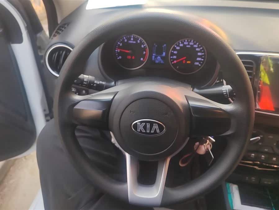 起亚 焕驰 2019 汽车图片 #16