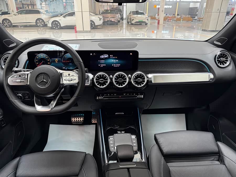 Mercedes-Benz EQB Class 2025 car image #16