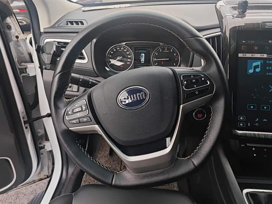 SWM斯威汽车 SWM斯威G05 2021 汽车图片 #16