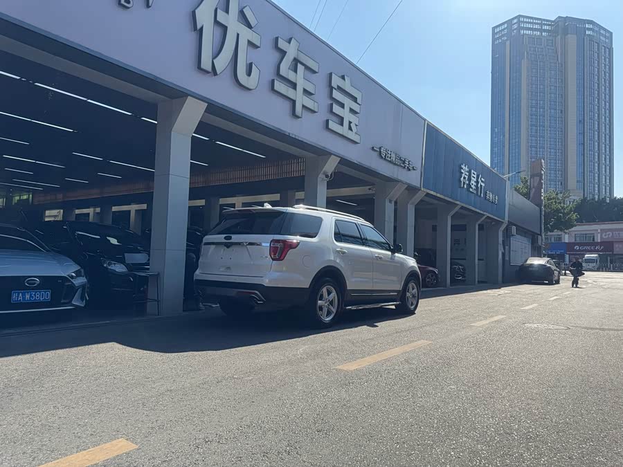 Ford Explorer (Imported) 2016 car image #16