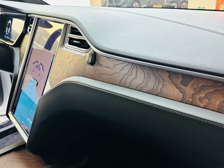 特斯拉 Model X 2017 汽车图片 #16