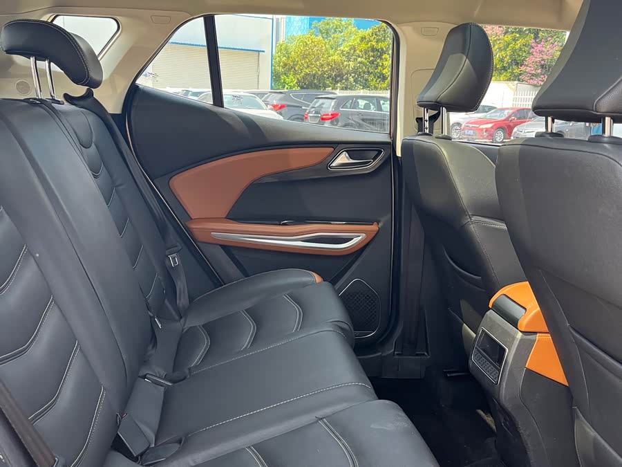 众泰 众泰T300 2017 汽车图片 #16