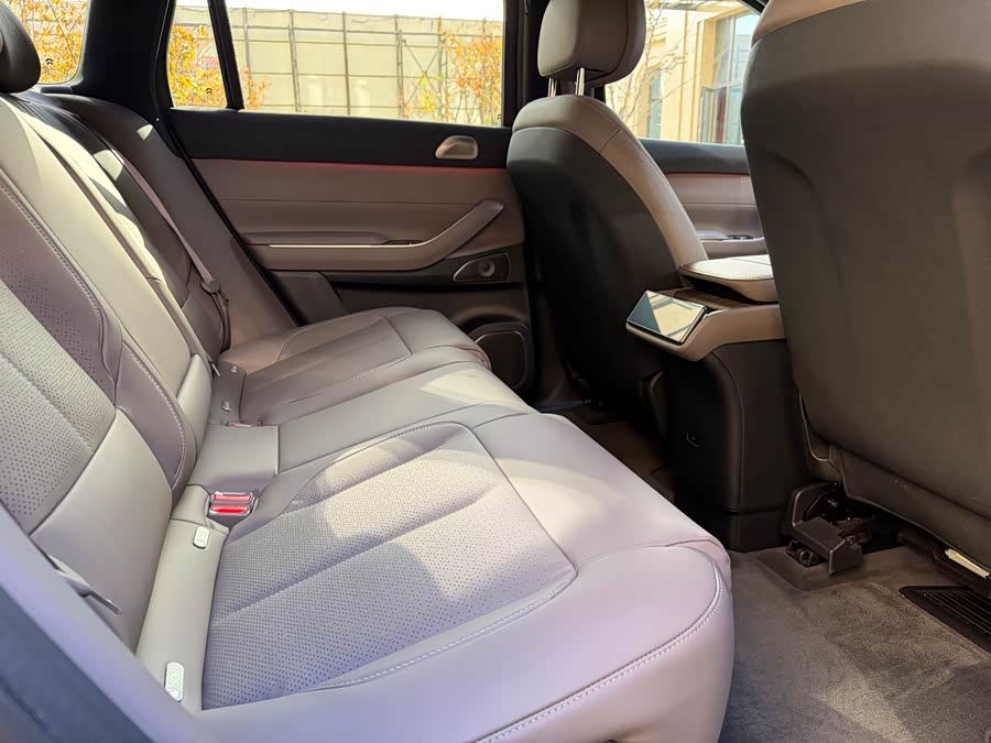 蔚来 蔚来ES7 2023 汽车图片 #16