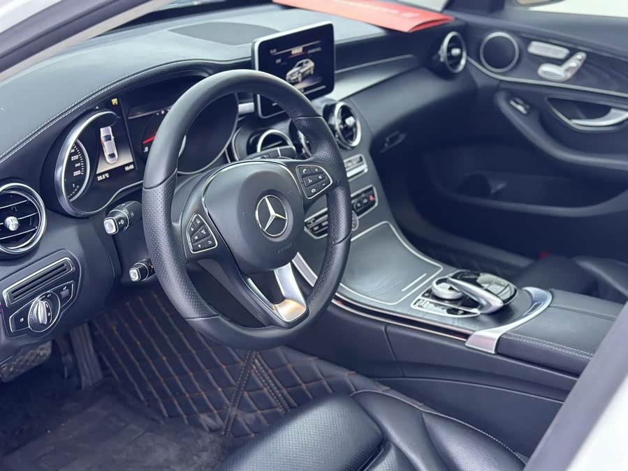 Mercedes-Benz C Class 2016 car image #16