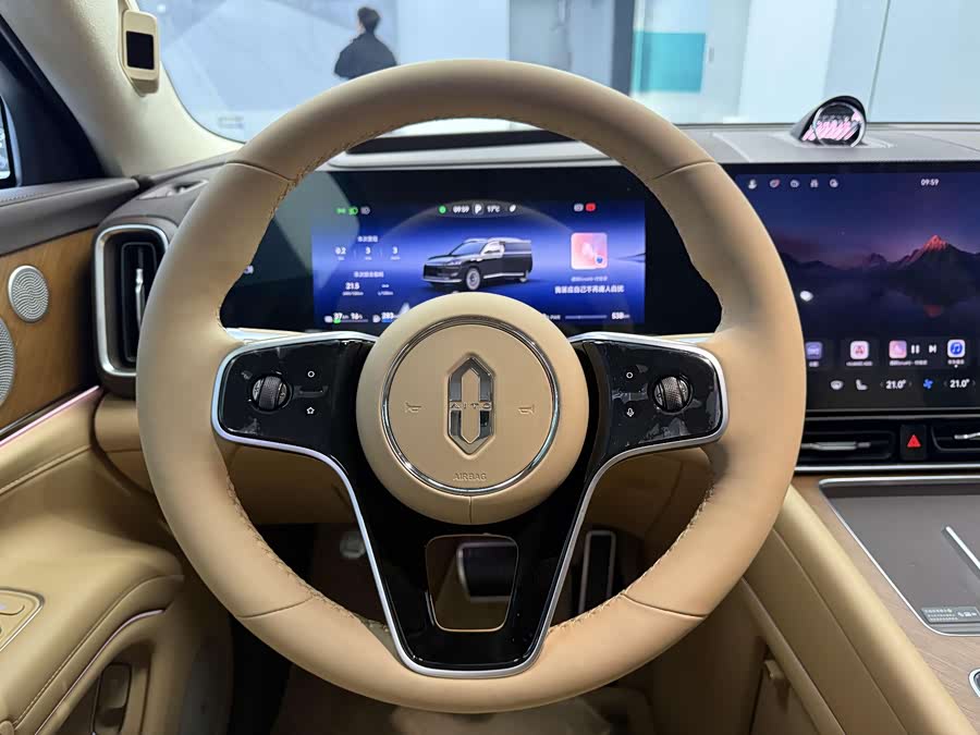 AITO 问界 问界M9 汽车图片 #16