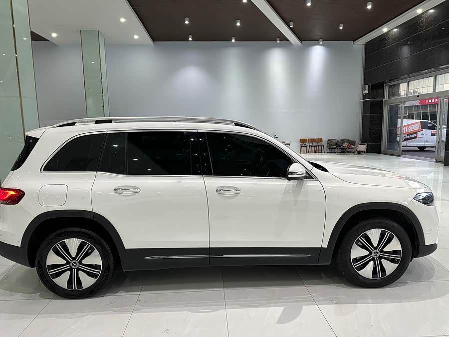 Mercedes-Benz EQB Class 2023 #16 Mercedes-Benz EQB Class 2023 immagine di auto #16