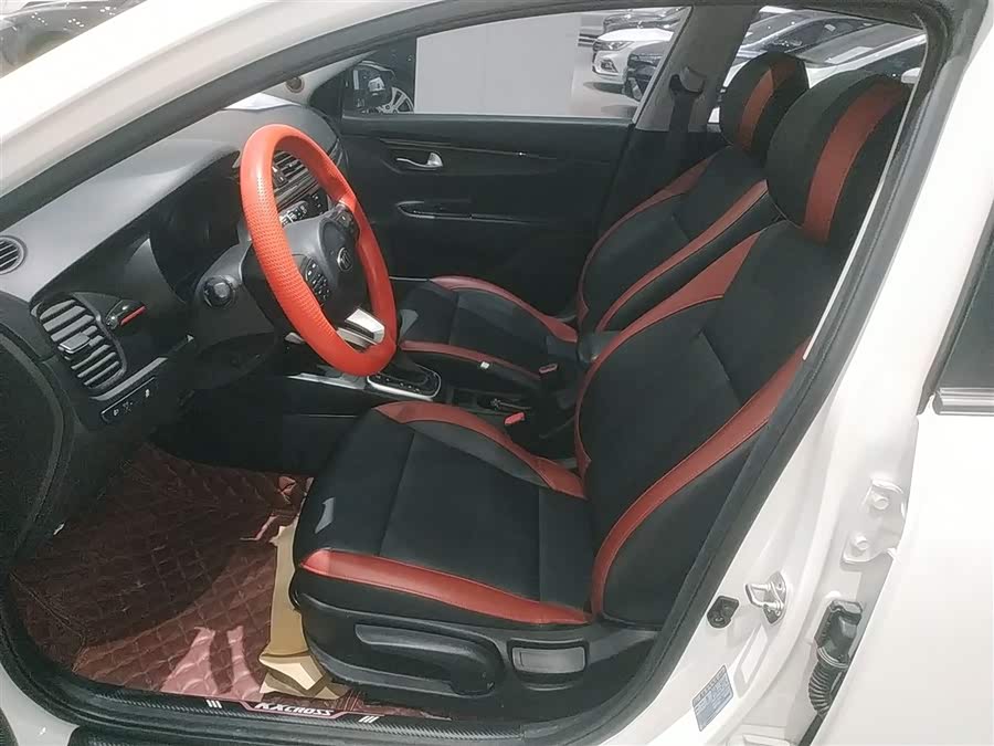 Kia Rio Cross 2019 صورة سيارة #16